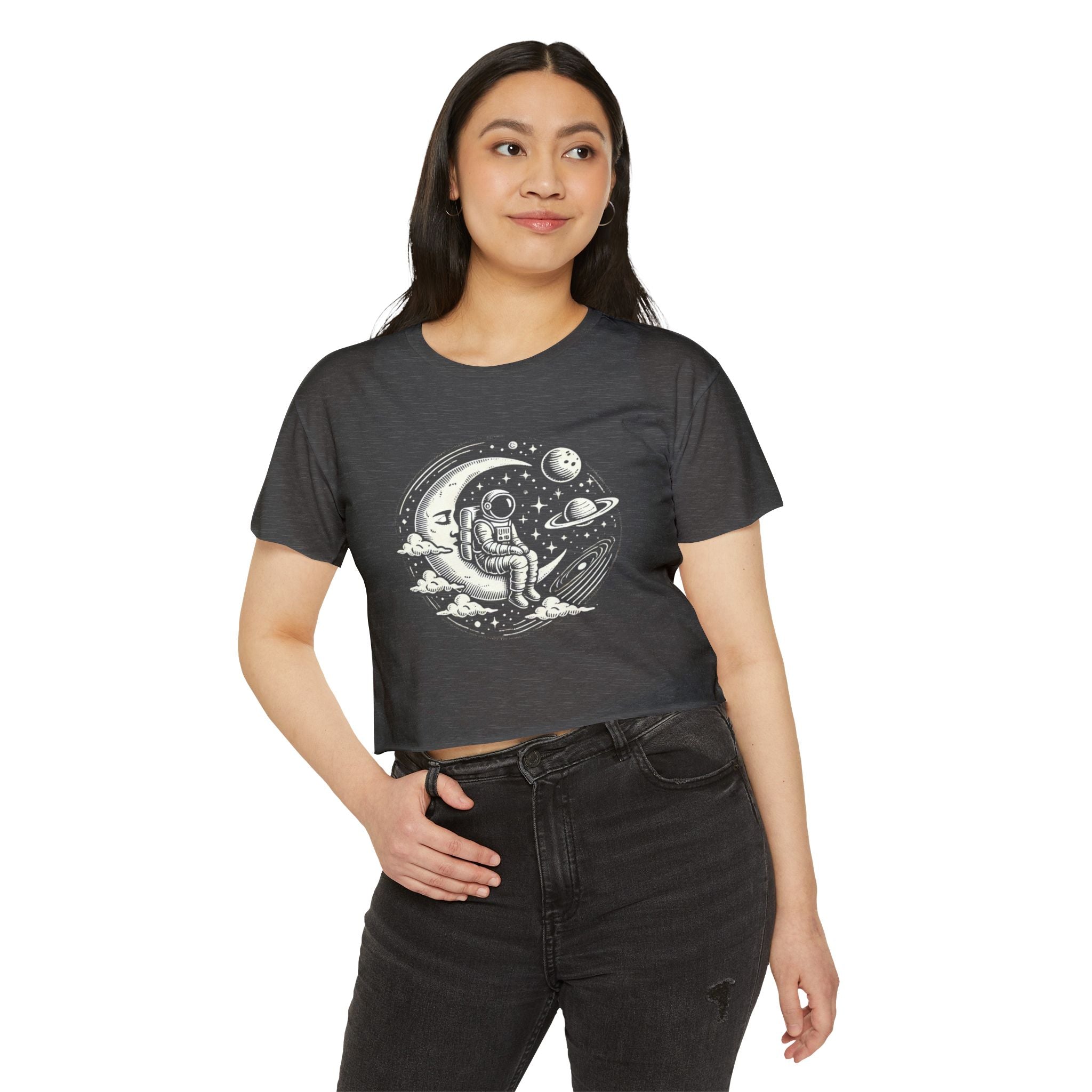 Celestial Explorer Crop Top – Maglietta vintage con astronauta e luna per gli amanti dello spazio 