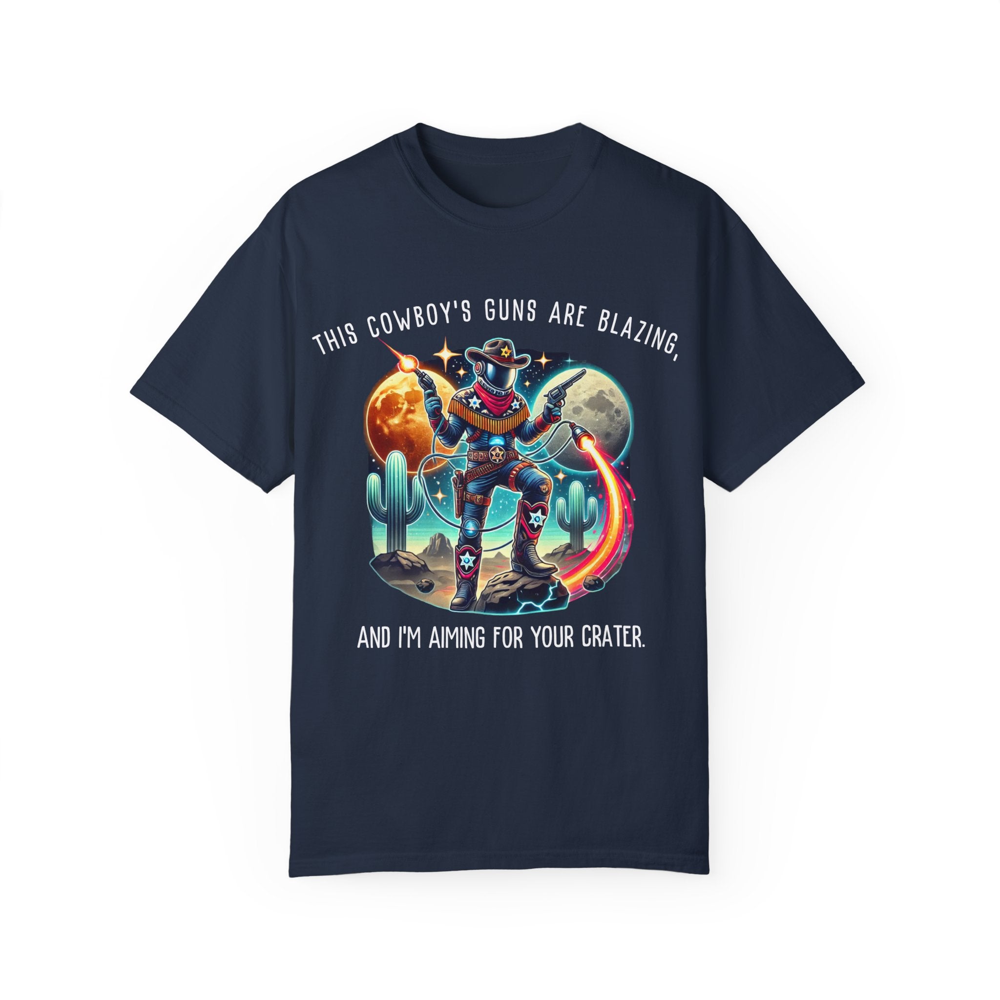 Maglietta unisex con grafica da cowboy - "Le pistole di questo cowboy sono fiammeggianti"