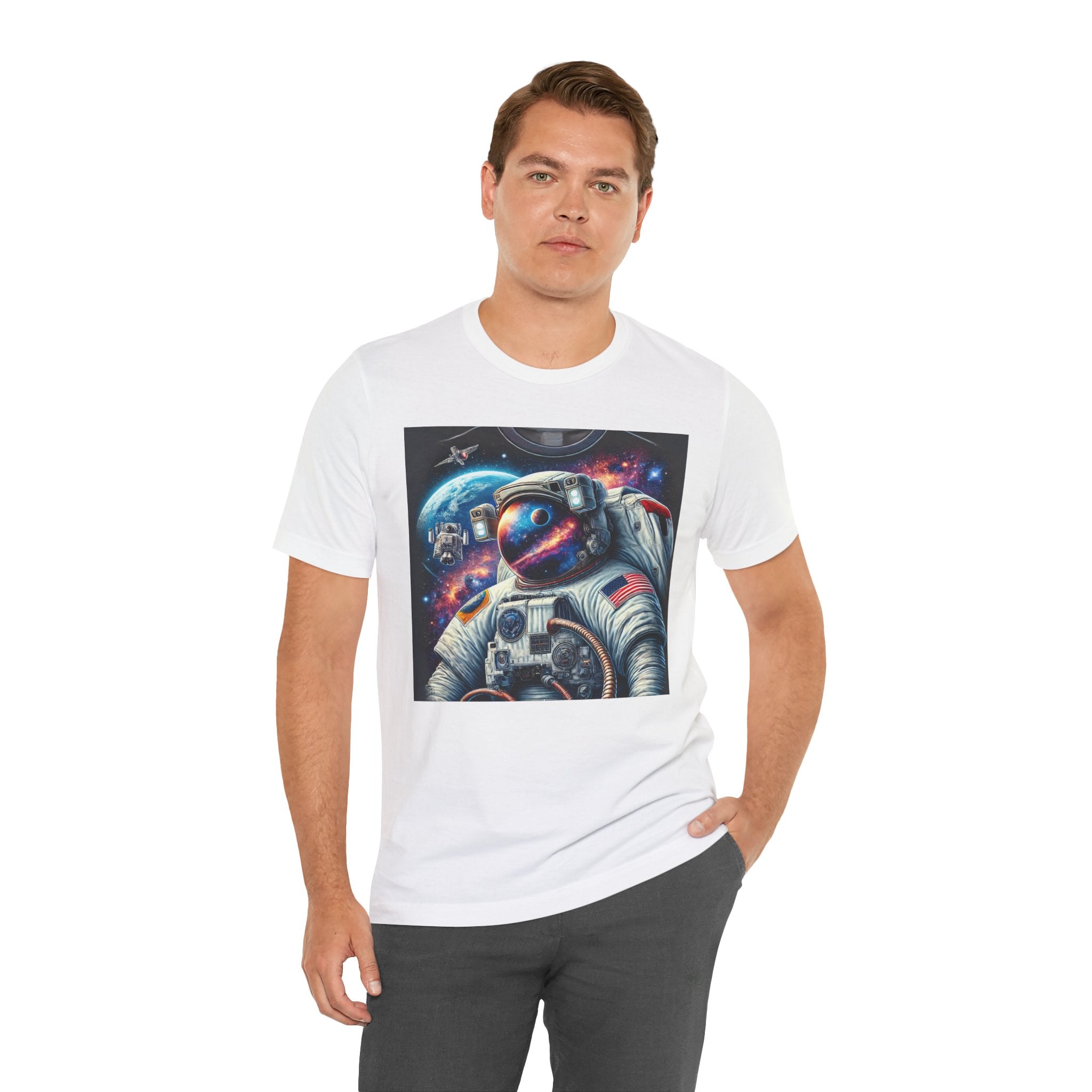 Astronaut in the Cosmos - Εκπληκτική σχεδίαση μπλουζών στο διάστημα για λάτρεις της επιστήμης και της επιστημονικής φαντασίας