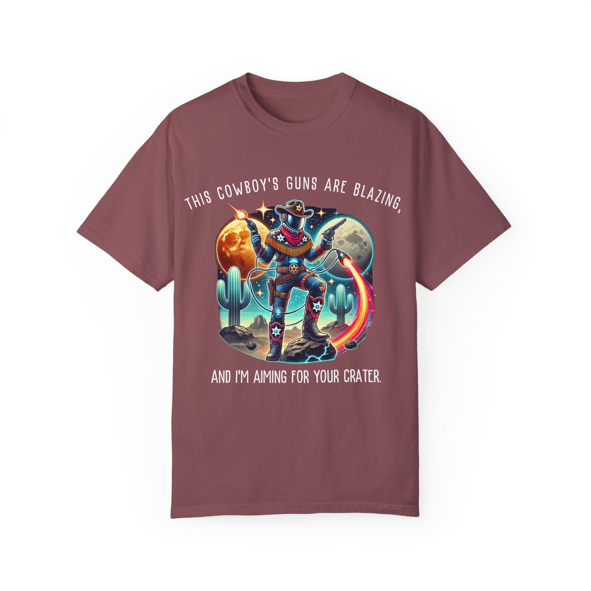 Maglietta unisex con grafica da cowboy - "Le pistole di questo cowboy sono fiammeggianti"