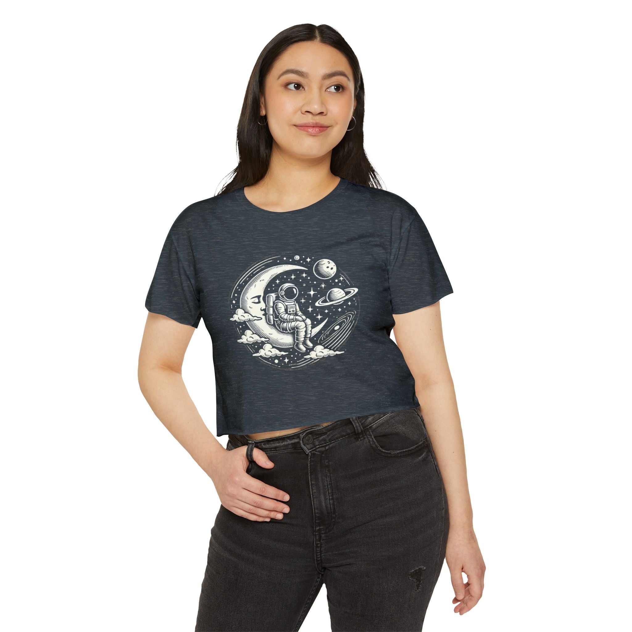 Celestial Explorer Crop Top – Maglietta vintage con astronauta e luna per gli amanti dello spazio 